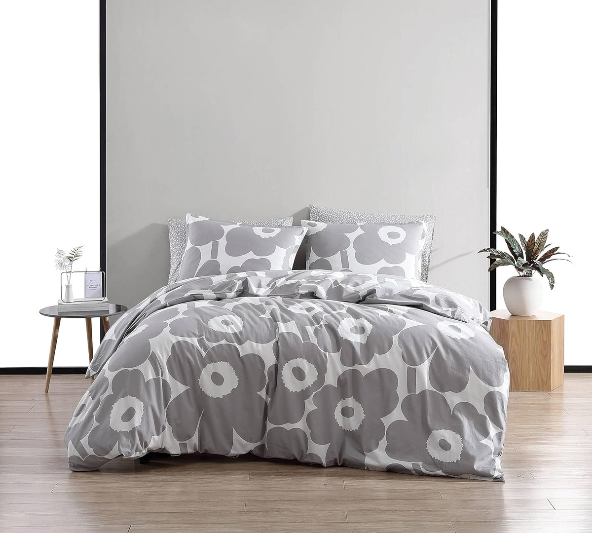 King Duvet Cover Set with Shams, Cotton, Button Closure