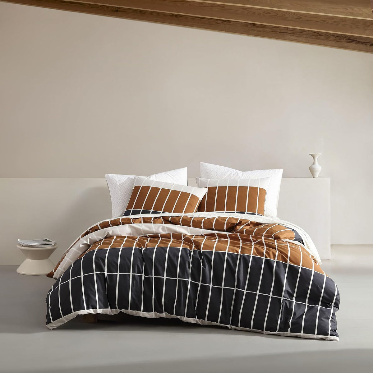 King Duvet Cover Set with Shams, Cotton, Button Closure - image 9