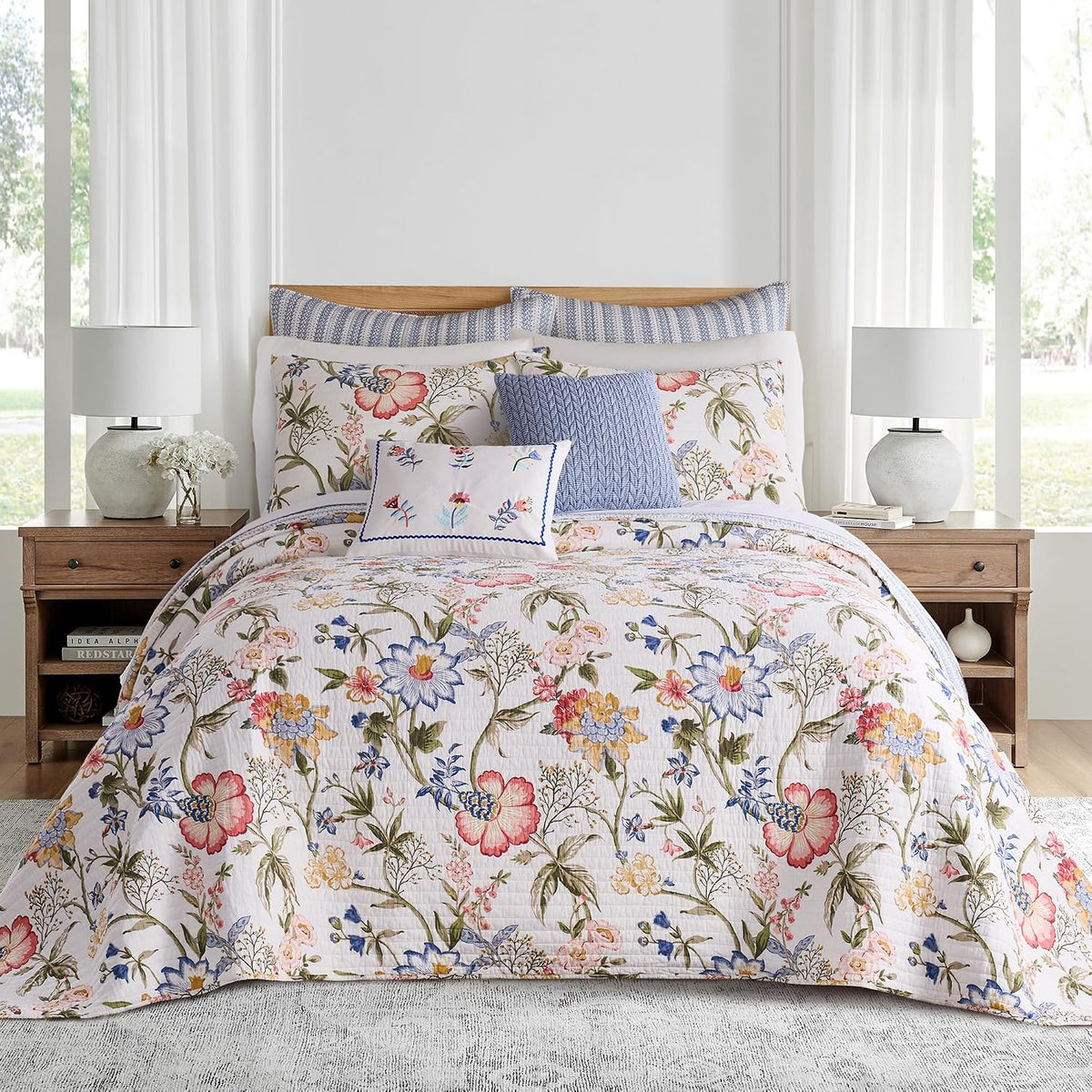Maileen Quilt Set - King Quilt and Two King Shams - Floral - Bright Multi Color - Quilt (106x92in.) and Shams (20x36in.) - Reversible - Cotton - image 12